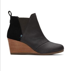 TOMS Kelsey Wedge Black Bootie